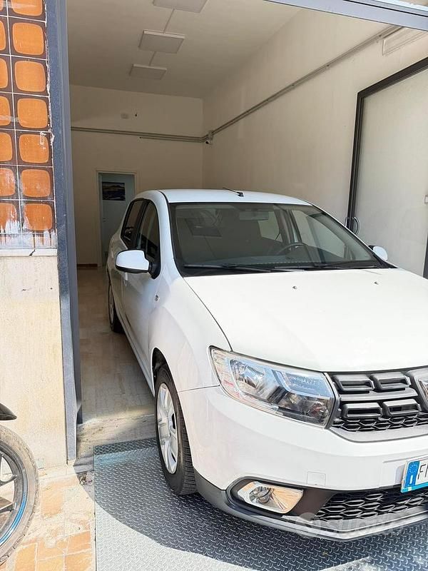 Usata Dacia Sandero 75 CV (55 kW) 2018 Berlina