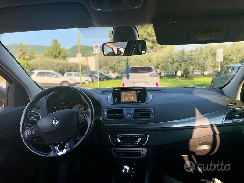 Usata Renault Mégane GrandTour 110 CV (80 kW) 2015 Nero Station wagon