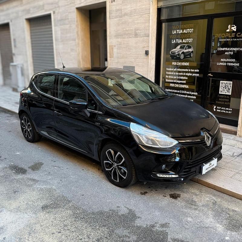 Usata Renault Clio IV Zen 75 CV (55 kW) 2018 Nero Berlina