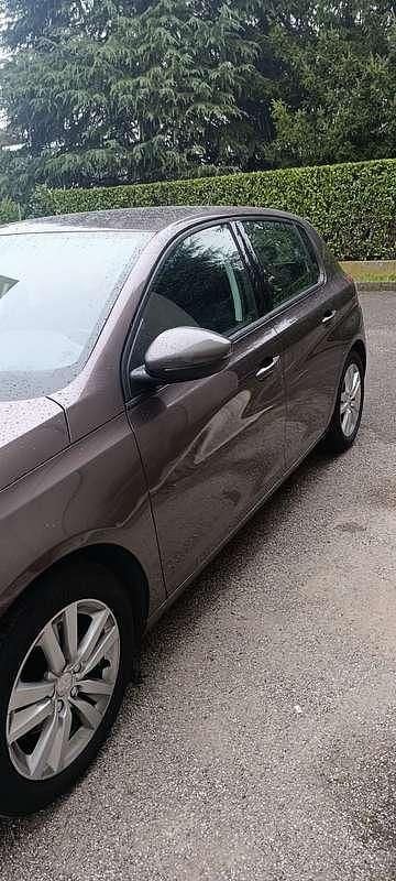 Usata Peugeot 308 Active 120 CV (88 kW) 2016 Berlina