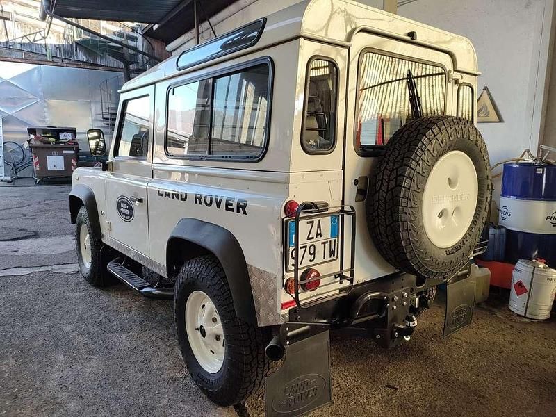 Usata Land Rover Defender SE 122 CV (89 kW) 2005 SUV
