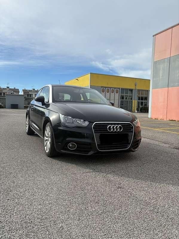 Usata Audi A1 Ambition 122 CV (89 kW) 2012 Berlina