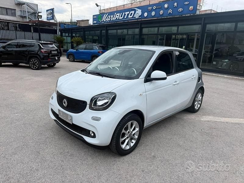 Usata Smart ForFour Passion 71 CV (52 kW) 2019 Bianco Utilitaria