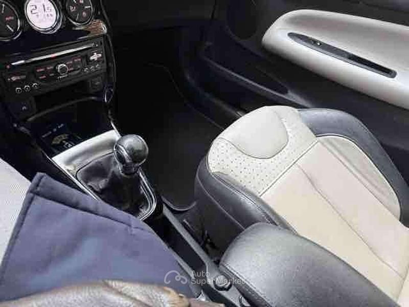 Usata Citroën DS3 Cabriolet 92 CV (67 kW) 2013 Nero Cabrio