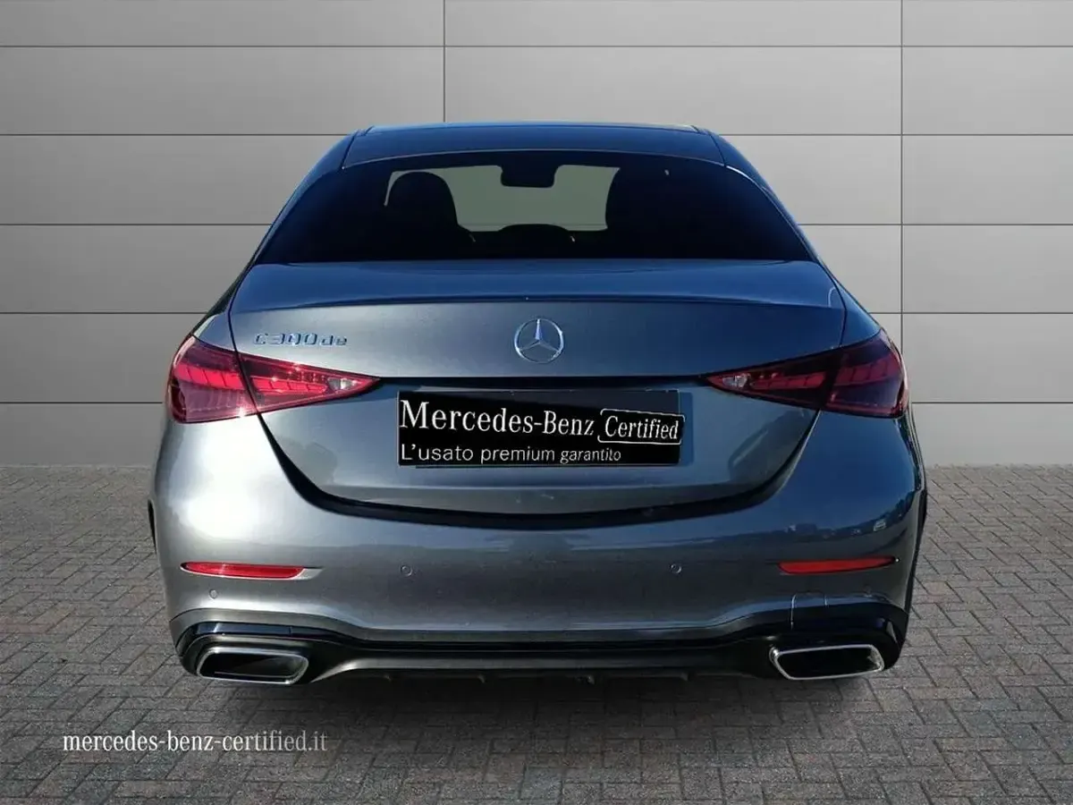 Usata Mercedes C300e Advanced 197 CV (144 kW) 2025 Grigio selenite Berlina