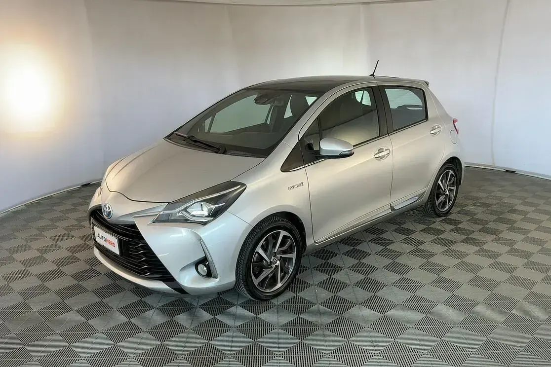 Usata Toyota Yaris Style 101 CV (74 kW) 2017