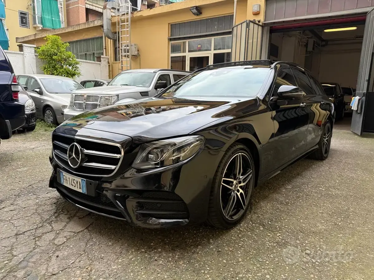 Usata Mercedes E350 Premium Plus 258 CV (189 kW) 2017 Nero Station wagon
