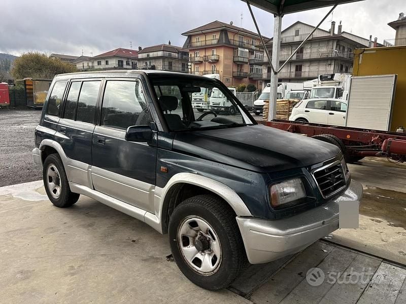 Usata Suzuki Vitara 1996 Grigio Station wagon