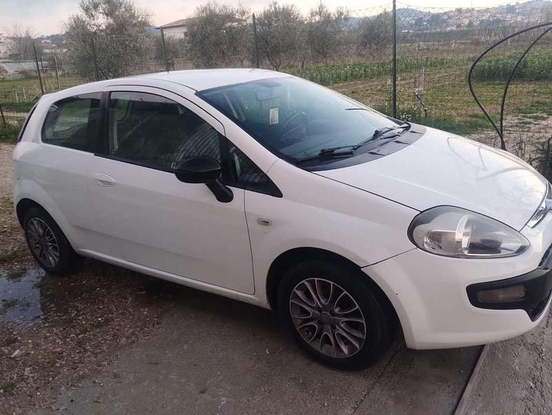 Usata Fiat Punto Evo 77 CV (56 kW) 2011 Other Utilitaria