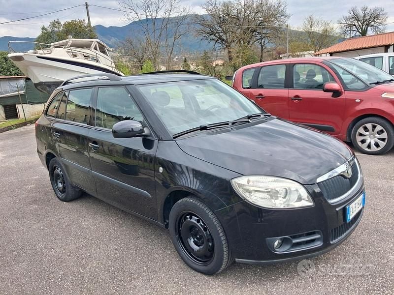 Usata Skoda Fabia 69 CV (50 kW) 2010 Nero Station wagon