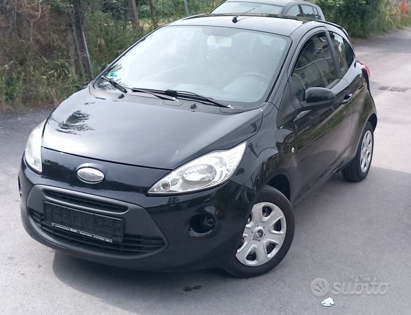 Usata Ford Ka 69 CV (50 kW) 2010 Nero Utilitaria
