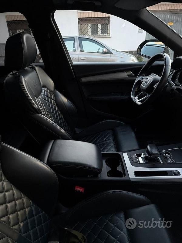 Usata Audi Q5 S-line plus 190 CV (139 kW) 2019 Grigio SUV