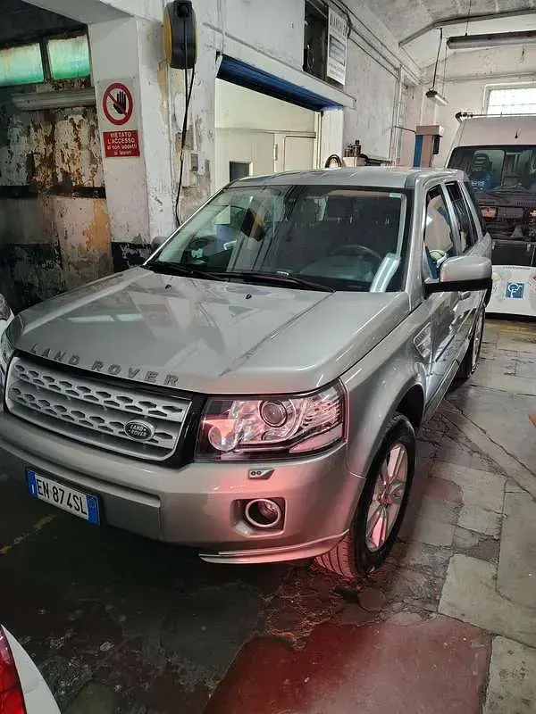 Usata Land Rover Freelander 2 SE 150 CV (110 kW) 2012 Oro SUV
