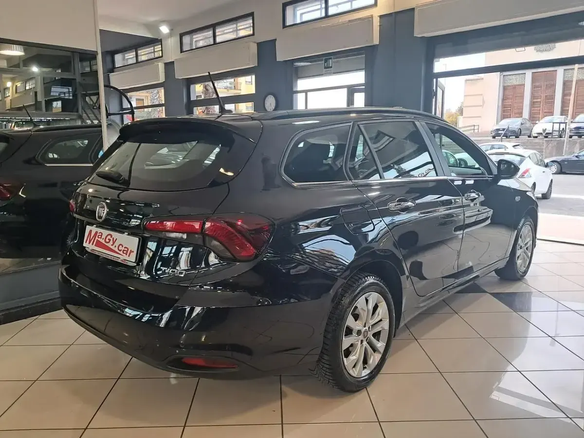 Usata Fiat Tipo Business 119 CV (87 kW) 2020 Nero Station wagon