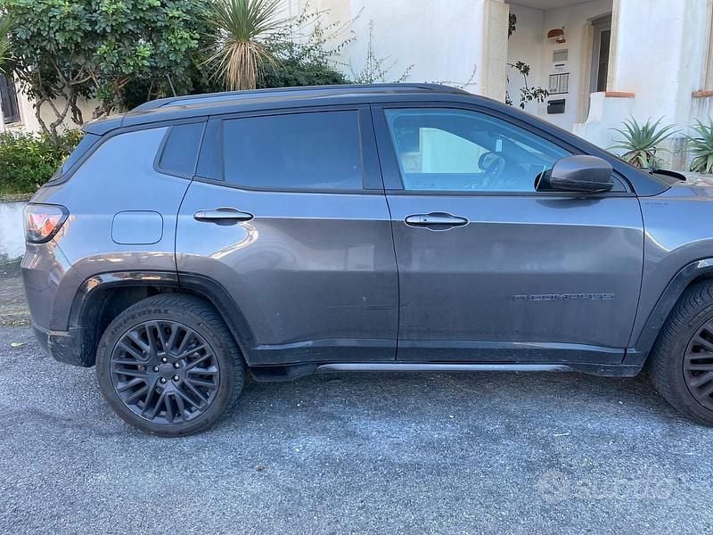 Usata Jeep Compass 131 CV (96 kW) 2021 Grigio SUV