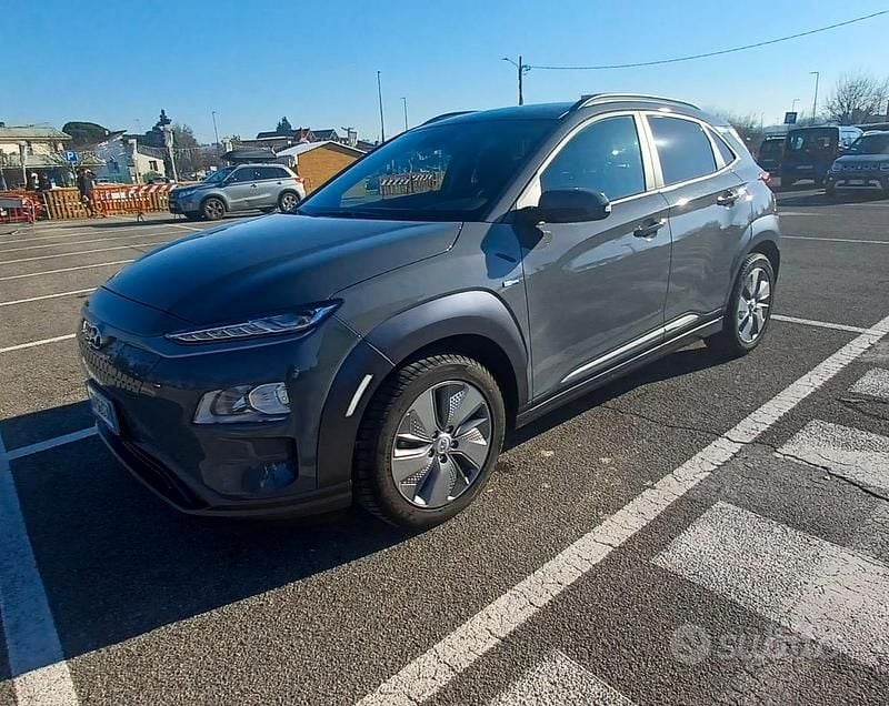Usata Hyundai Kona XPrime 50 kW (68 CV) 2021 Grigio SUV