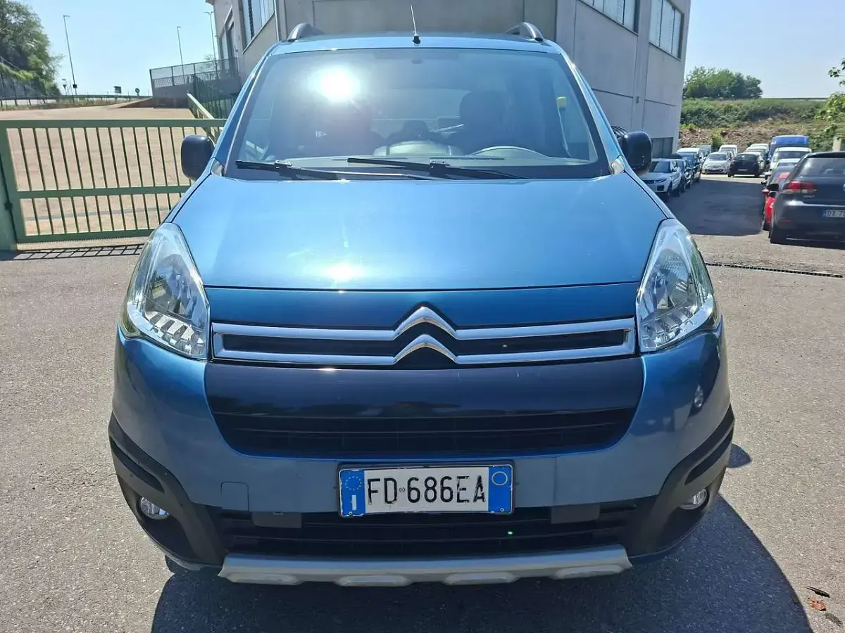 Usata Citroën e-Berlingo 120 CV (88 kW) 2016 Blu/azzurro Station wagon