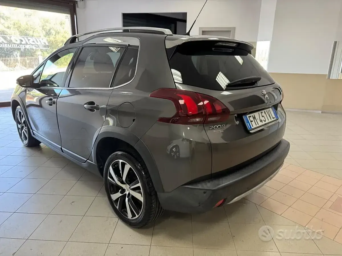 Usata Peugeot 2008 Allure 100 CV (73 kW) 2018 Other SUV