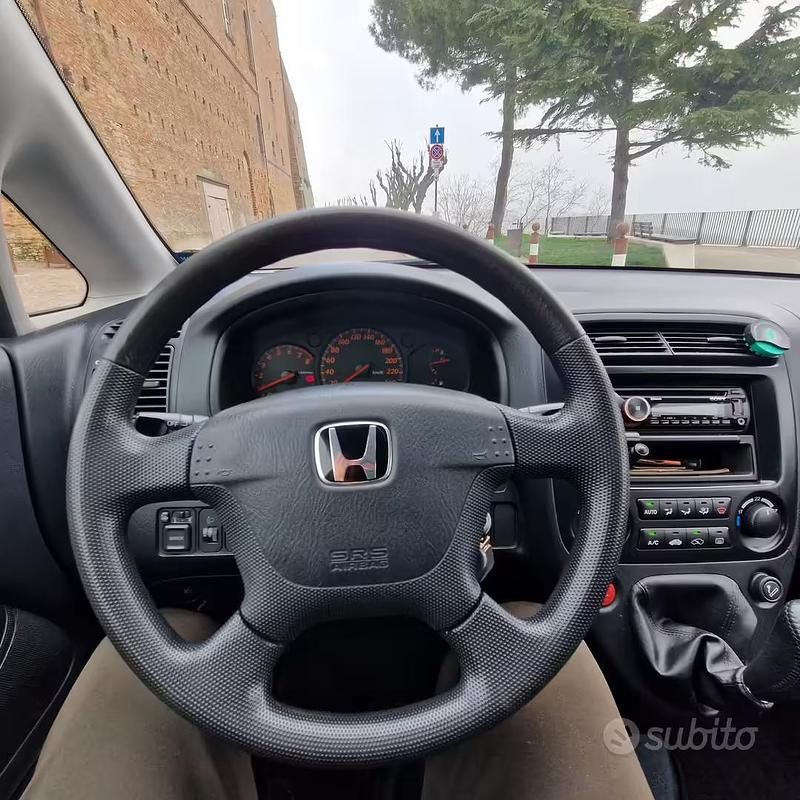 Usata Honda Stream 125 CV (91 kW) 2001 Grigio Monovolume