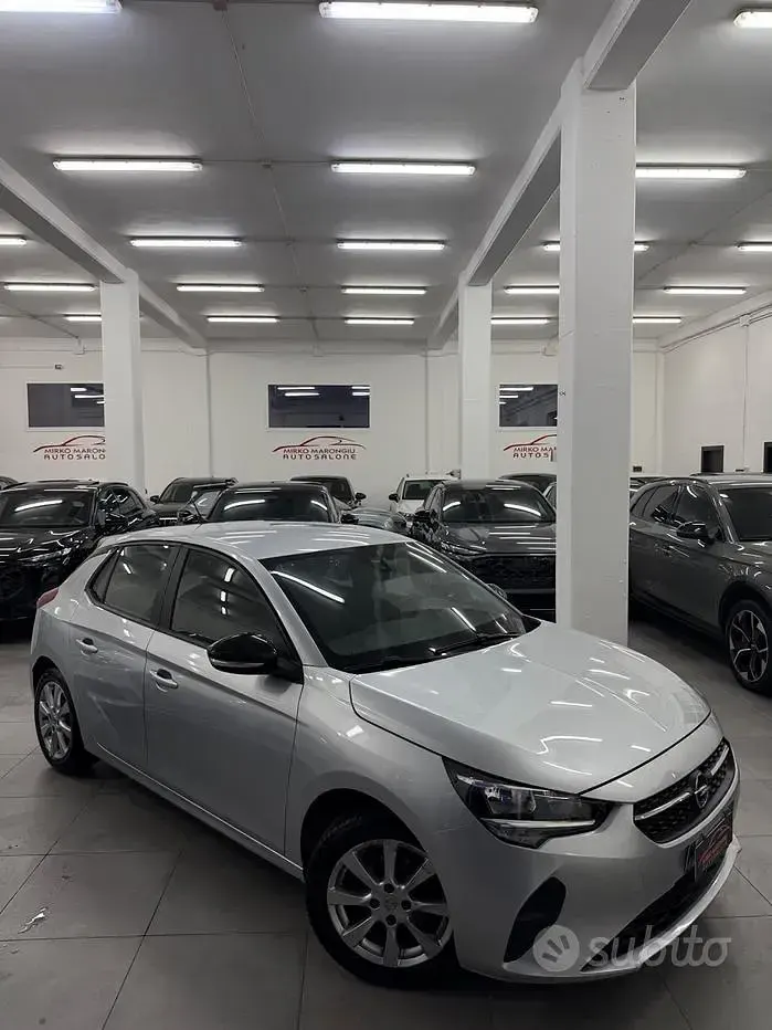 Usata Opel Corsa Edition 75 CV (55 kW) 2022 Grigio Utilitaria