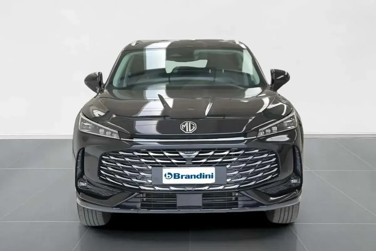 Nuova MG HS Luxury 143 CV (105 kW) 2026 Pebble black SUV