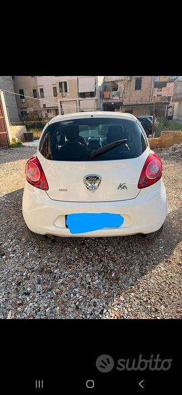Usata Ford Ka 75 CV (55 kW) 2011 Bianco Utilitaria
