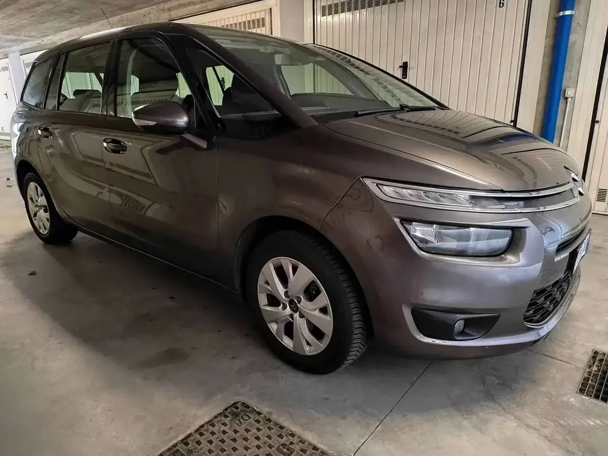 Usata Citroën Grand C4 Picasso Exclusive 120 CV (88 kW) 2016 Grigio Monovolume