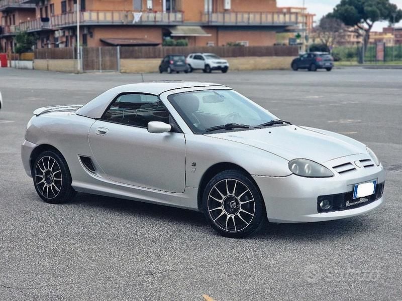 Usata MG TF 136 CV (100 kW) 2002 Grigio Cabrio