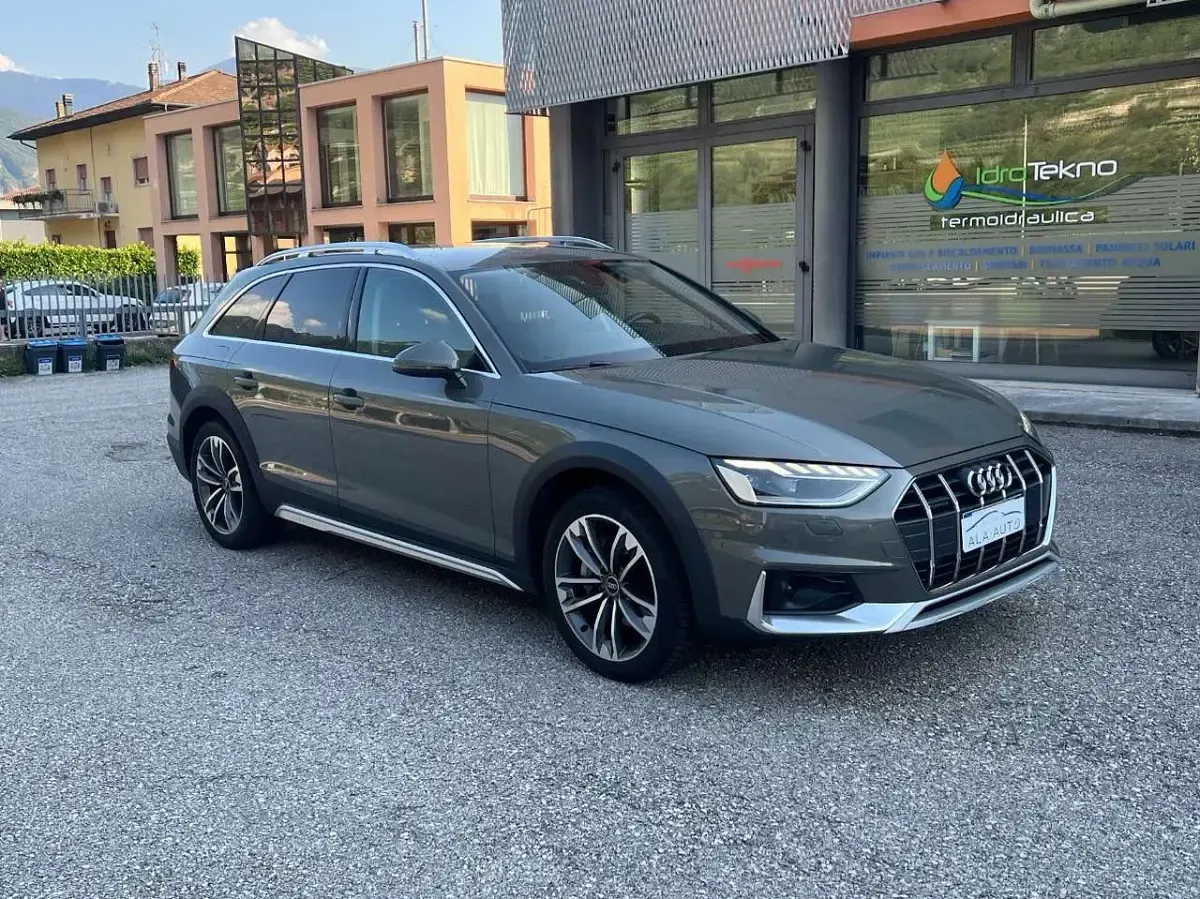 Usata Audi A4 Allroad Ambiente 204 CV (150 kW) 2022 Grigio Station wagon