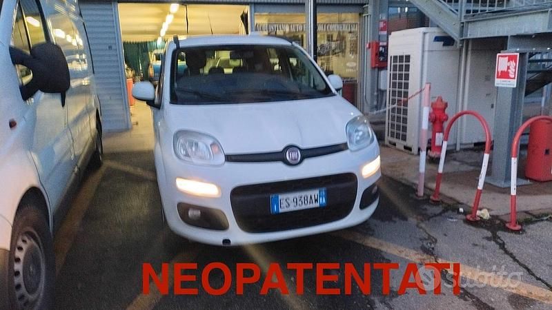 Usata Fiat Panda Easy 80 CV (58 kW) 2013 Bianco Utilitaria