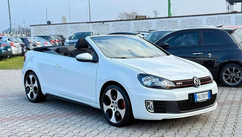 Usata VW Golf Cabriolet GTI 211 CV (155 kW) 2014 Perla white Cabrio