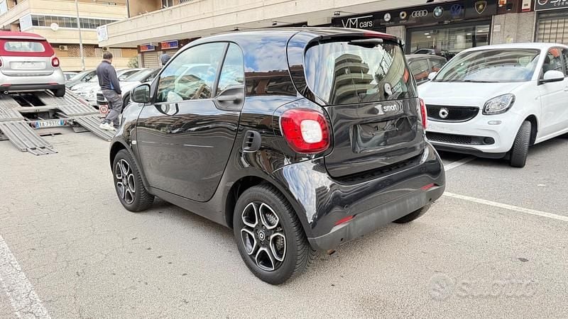 Usata Smart ForTwo Coupé Prime 71 CV (52 kW) 2019 Nero Coupé