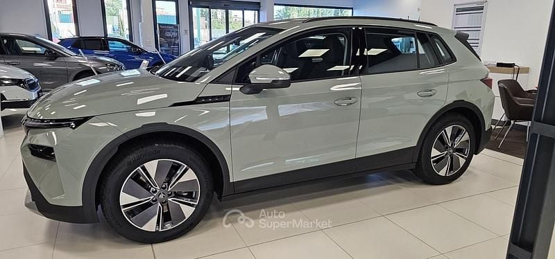 Nuova Skoda Elroq 150 kW (204 CV) 2026 Verde SUV
