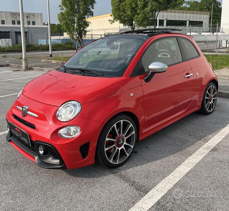 Usata Abarth 595 Turismo 165 CV (121 kW) 2018 Rosso Berlina