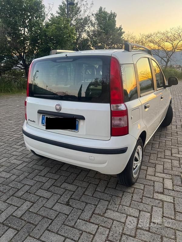 Occasion Fiat Panda 75 ch (55 kW) 2011 Blanc Citadine