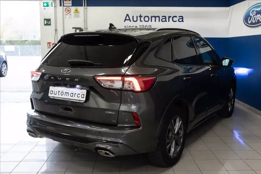 Usata Ford Kuga ST-Line X 225 CV (165 kW) 2021 Grigio SUV