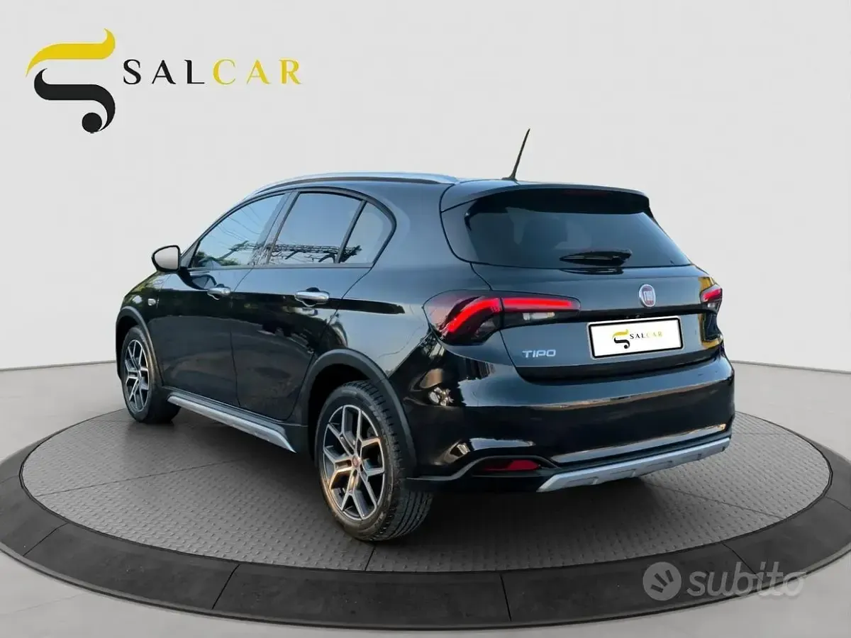 Usata Fiat Tipo Cross 95 CV (69 kW) 2022 Bluazzurro Berlina