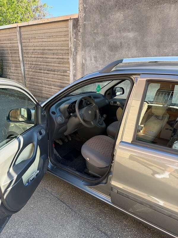 Usata Fiat Panda 4x4 60 CV (44 kW) 2010 Grigio Utilitaria