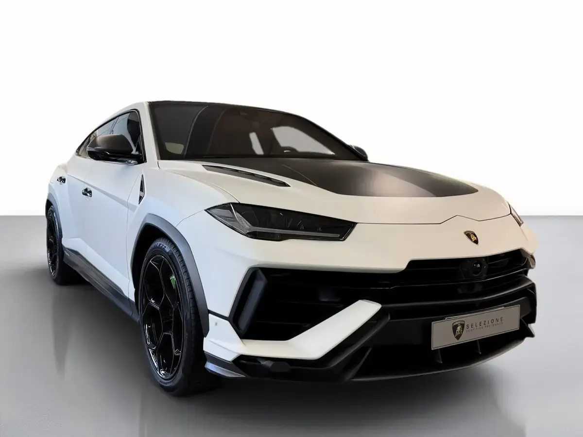 Usata Lamborghini Urus 2024 New bianco monocerus matt SUV