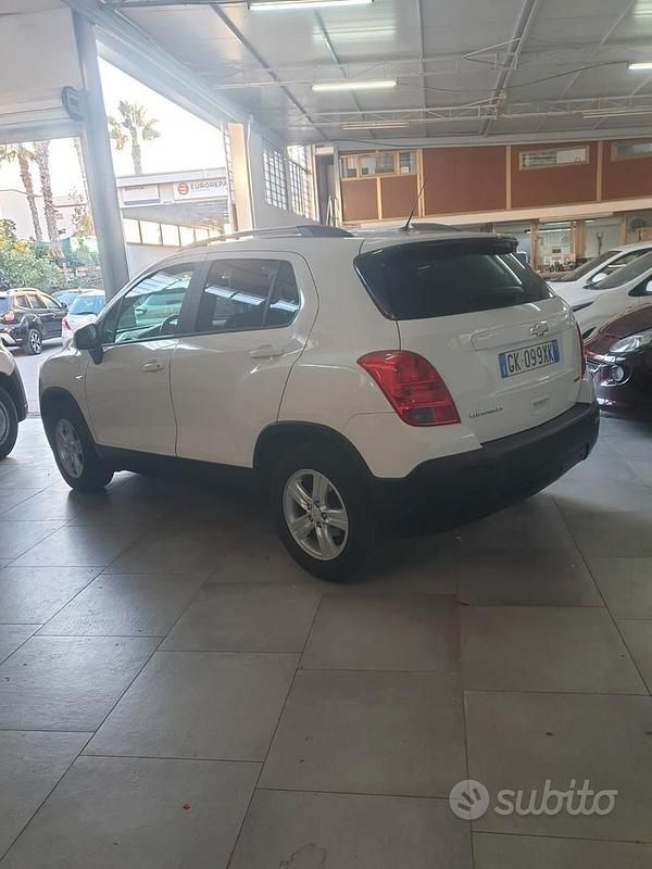 Usata Chevrolet Trax LS 116 CV (85 kW) 2014 Bianco SUV