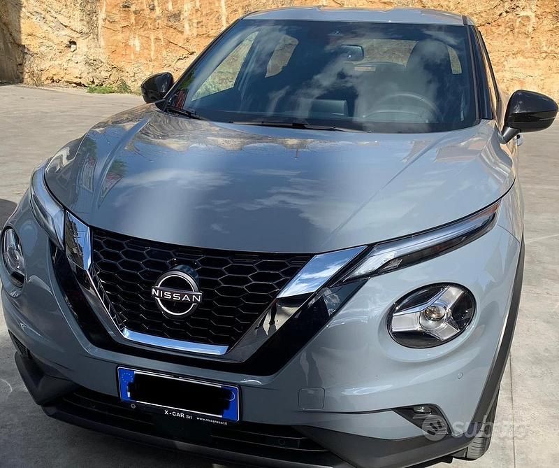 Usata Nissan Juke N-Connecta 114 CV (83 kW) 2023 Grigio SUV