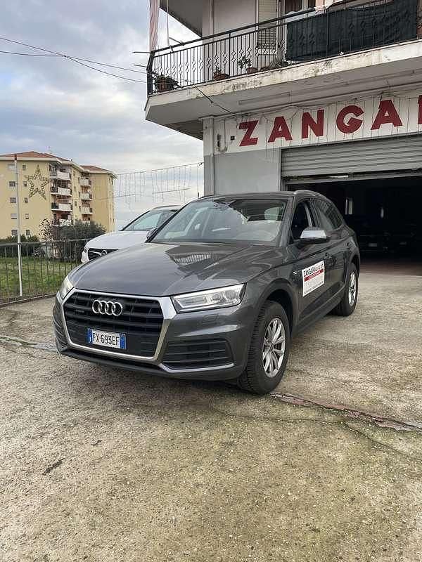 Usata Audi Q5 Business 163 CV (119 kW) 2018 Grigio SUV