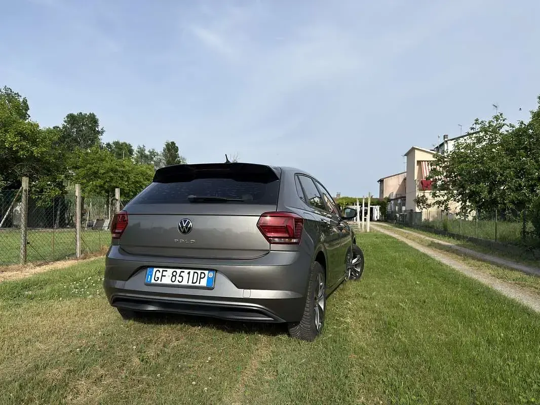 Usata VW Polo 90 CV (66 kW) 2021 Utilitaria
