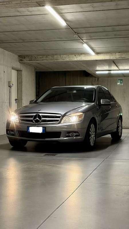 Usata Mercedes C200 Elegance 136 CV (100 kW) 2010 Berlina