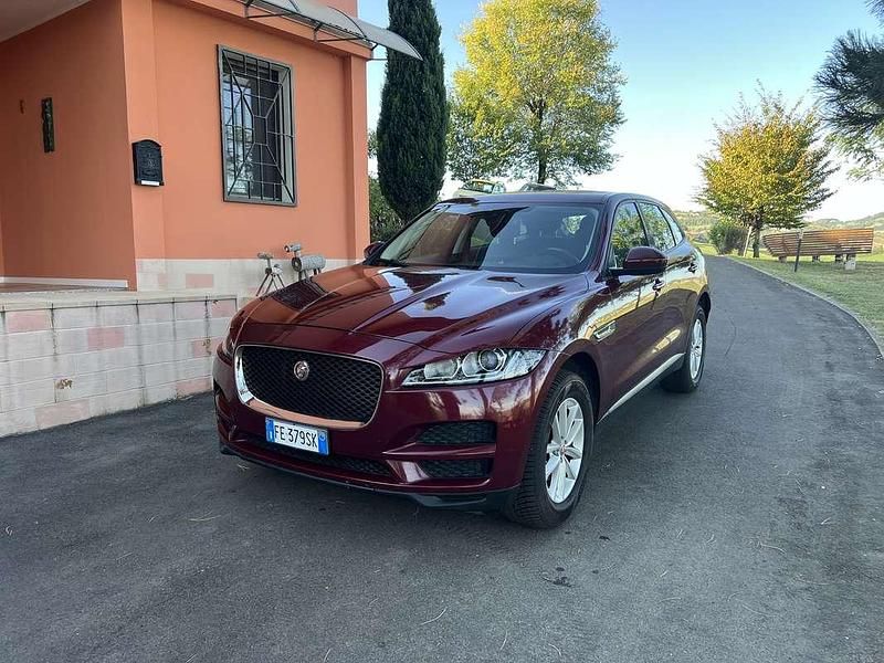 Usata 2016 Jaguar F-Pace Pure SUV | 19.999 € (Molto cara) - Immagine 1/4