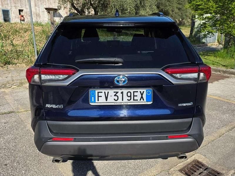 Usata Toyota RAV4 Hybrid Lounge 218 CV (160 kW) 2019 Blu/azzurro SUV