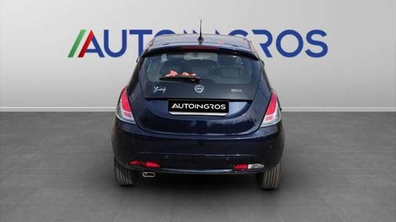 Usata Lancia Ypsilon Gold 69 CV (50 kW) 2021 Azzurro Utilitaria