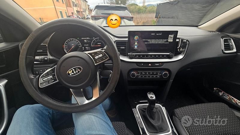 Usata Kia XCeed Style 140 CV (102 kW) 2020 Blu SUV