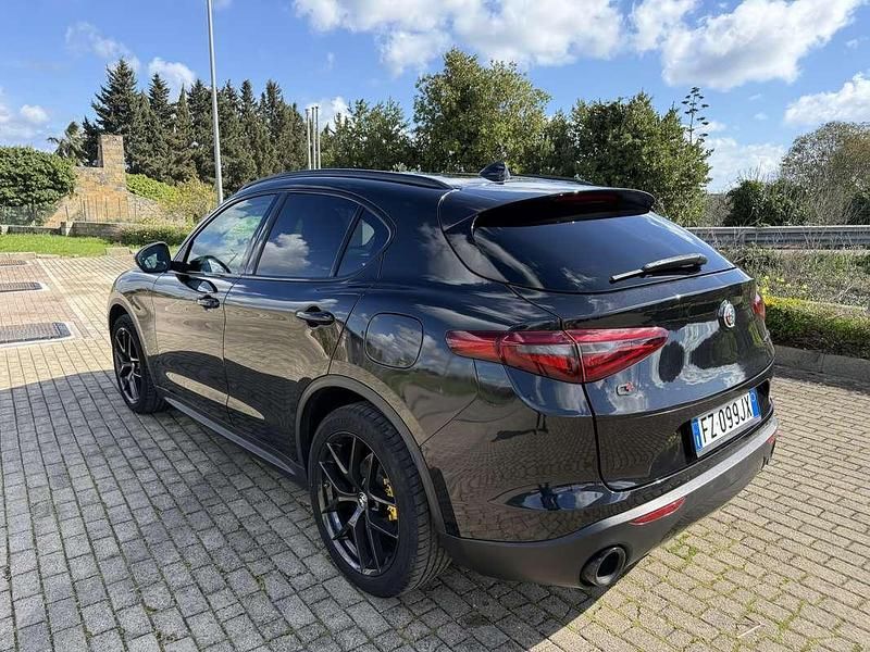 Usata Alfa Romeo Stelvio Tech Edition 209 CV (153 kW) 2019 Nero SUV