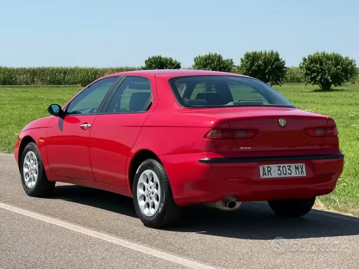 Usata Alfa Romeo 156 190 CV (139 kW) 1997 Rosso Berlina